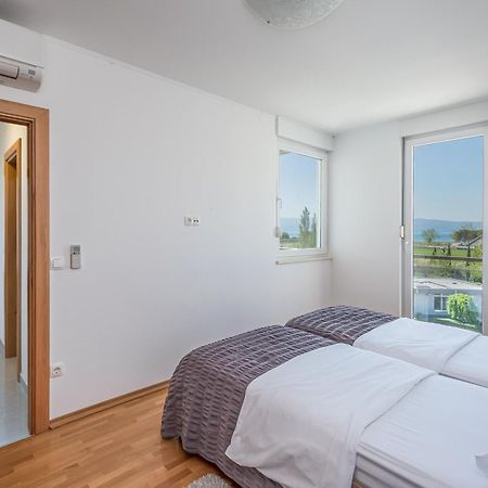 Ap 4+2 In One Of The Most Luxury Building In Omiš Szoba fotó