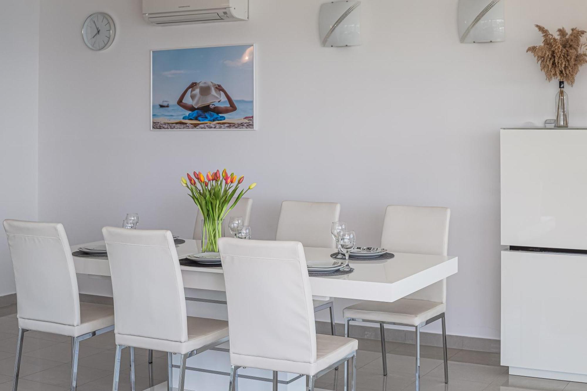 Ap 4+2 In One Of The Most Luxury Building In Omiš Szoba fotó