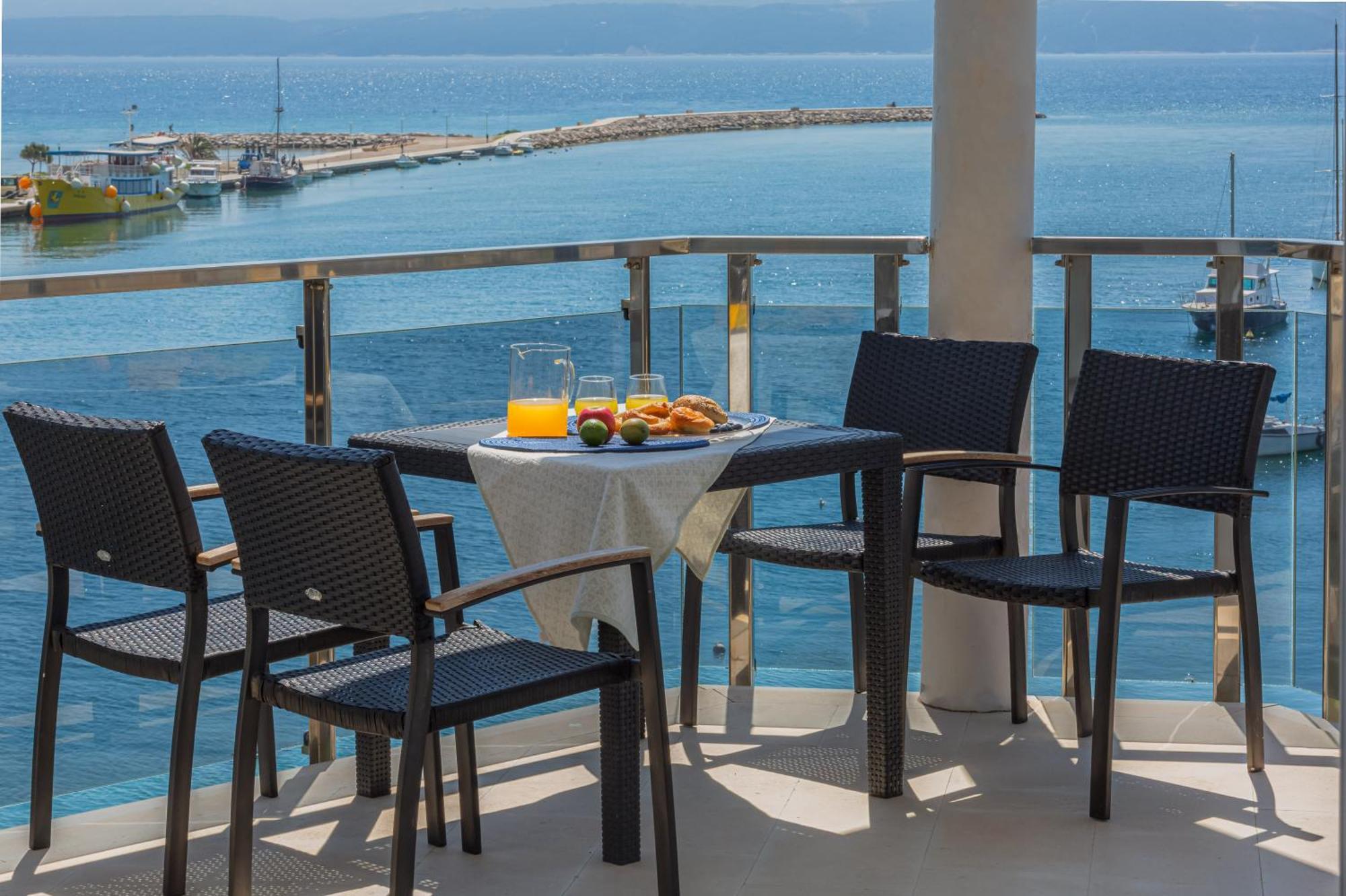 Ap 4+2 In One Of The Most Luxury Building In Omiš Szoba fotó